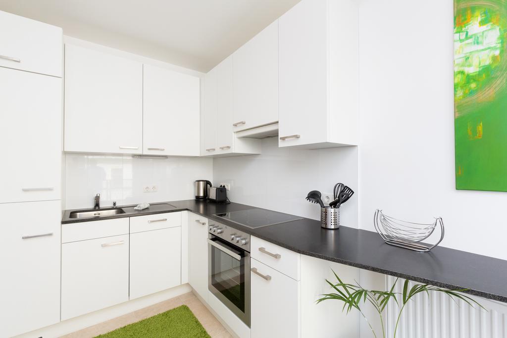 Rafael Kaiser - Paros Apartment - Contactless 24H Check-In Vienna Exterior photo